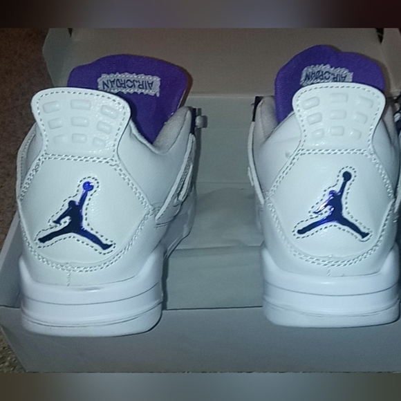 Jordan 4 metallic Purple StockX - Picture 4 of 6